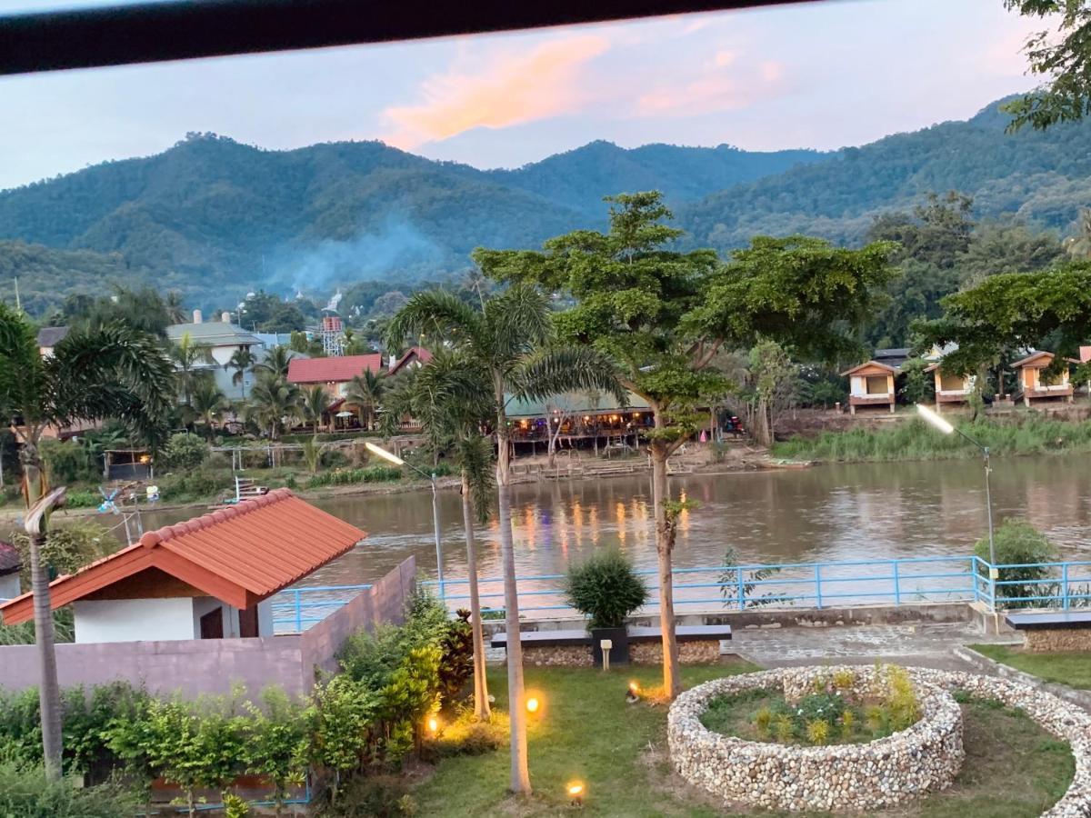 Saranya River House สรัญญาริเวอร์เฮาส์ Mae Ai Luaran gambar